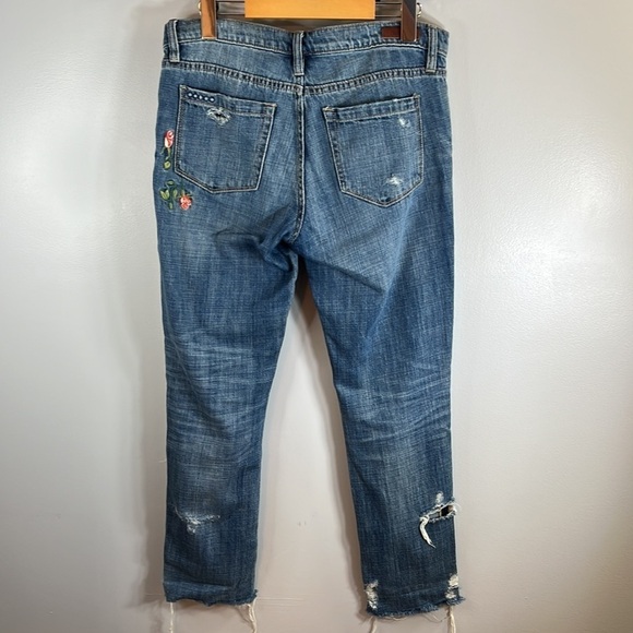 BLANKNYC Embroidered Distressed Crop Girlfriend Jeans Size 25 - Picture 7 of 14